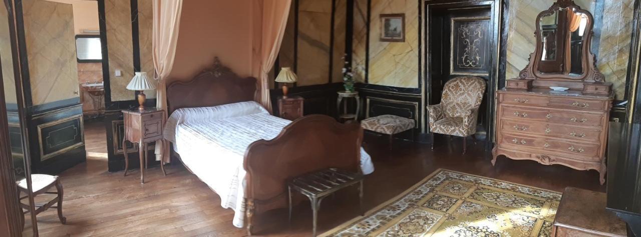 Chateau De Longeville Deux-Chaises 外观 照片