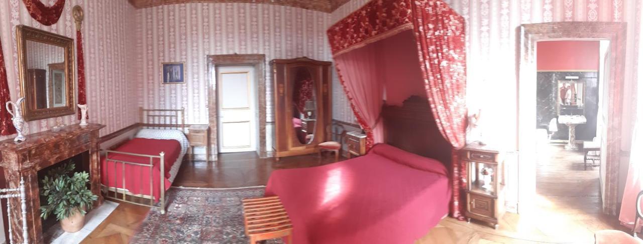 Chateau De Longeville Deux-Chaises 外观 照片
