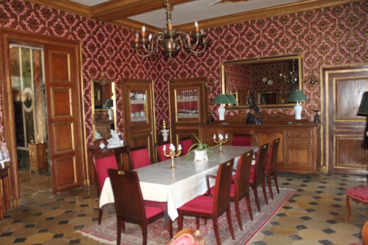 Chateau De Longeville Deux-Chaises 外观 照片